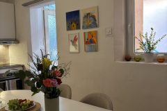 Dekoration kök och egengjorda tavlar av Marita Skog